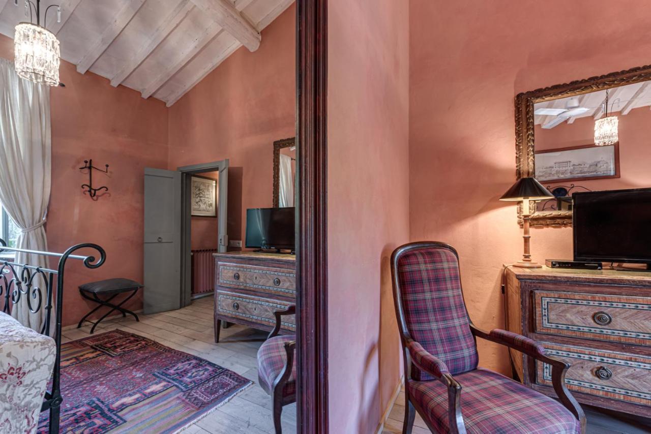 La Striscia Wine Resort Arezzo Exterior photo