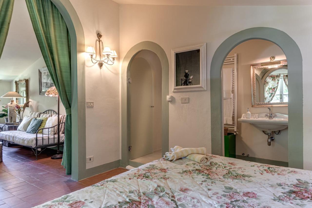 La Striscia Wine Resort Arezzo Exterior photo